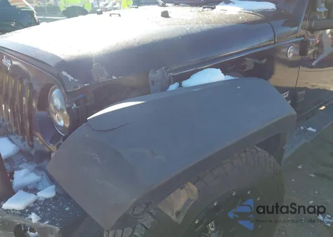 2014 Jeep Wrangler Unlimited Sport z USA, uszkodzony, nr VIN 1C4BJWDG9EL113094